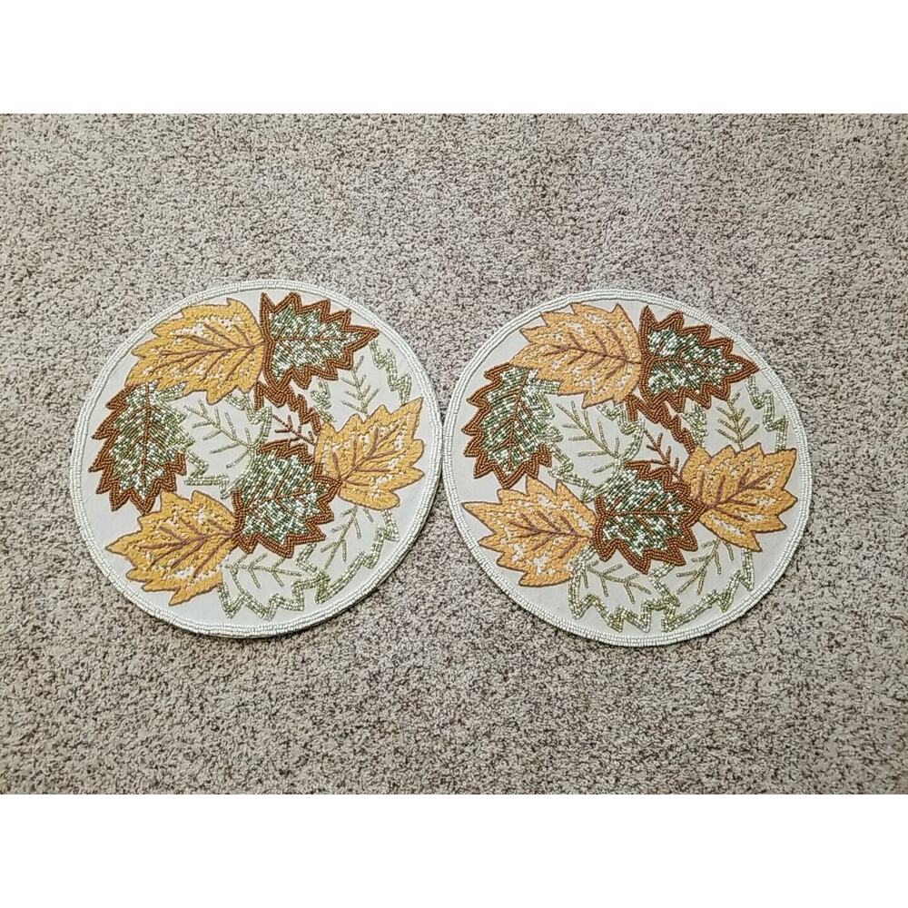 2 Round‎ Fall Bead Placemats Leaves Table Chargers Autumn Celebrate Together NWT